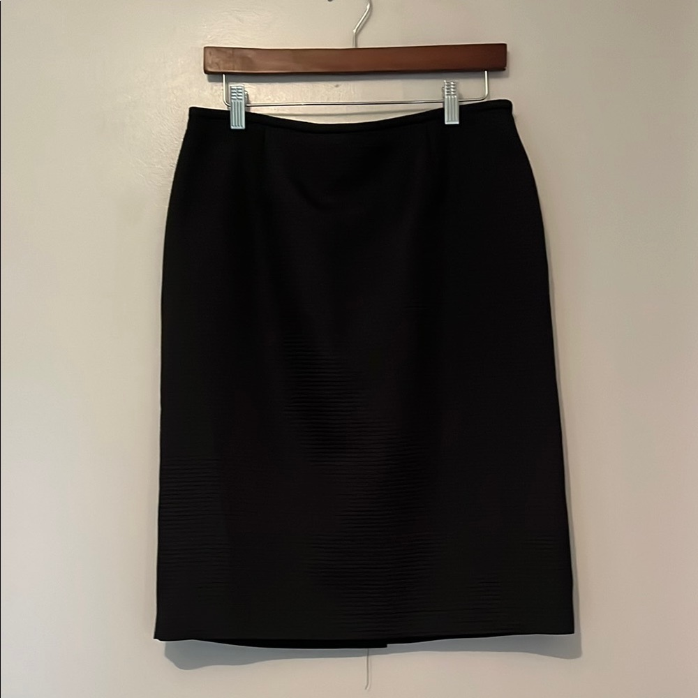 Liz Claiborne Black Pencil Skirt Elegant Design